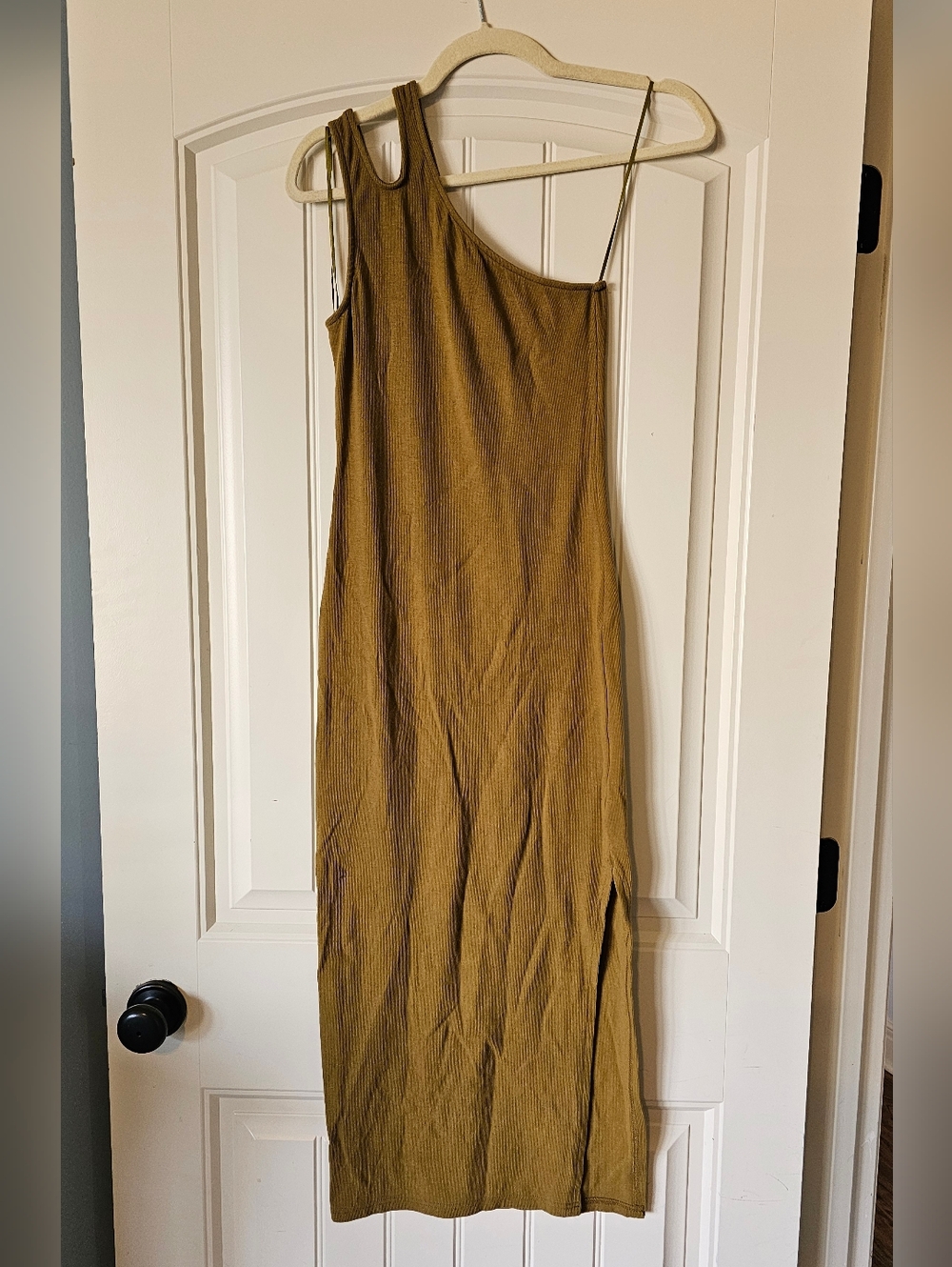 Miou Muse One-Shoulder Ribbed Midi Dress in Green/brown, Size M